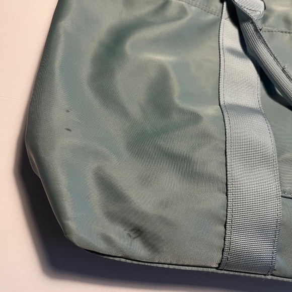 Weekender Duffle Bag - Picture 3 of 6